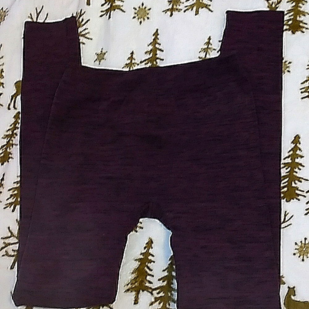 Juniors Dark Magenta Leggings